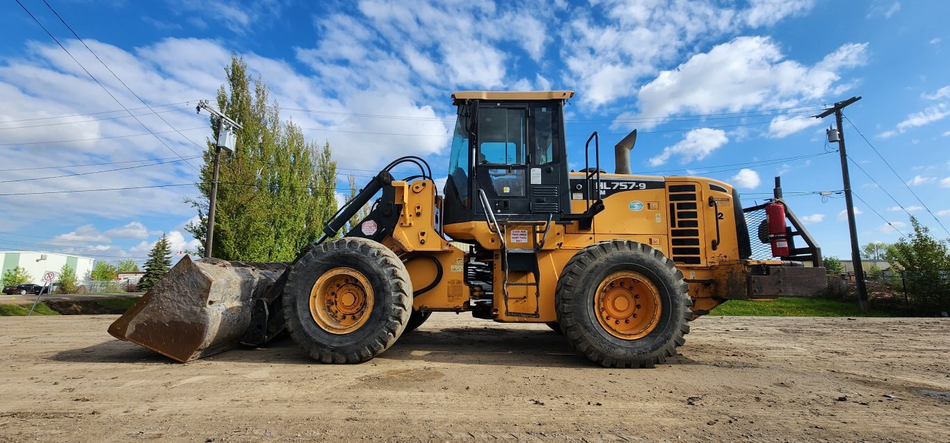 2013 Hyundai HL757TM 9 Wheel Loader