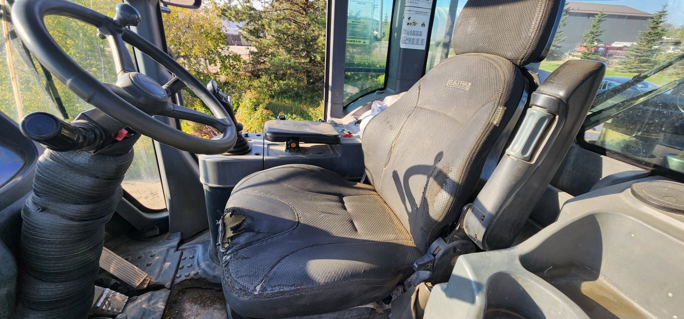 2013 Hyundai HL757TM 9 Wheel Loader