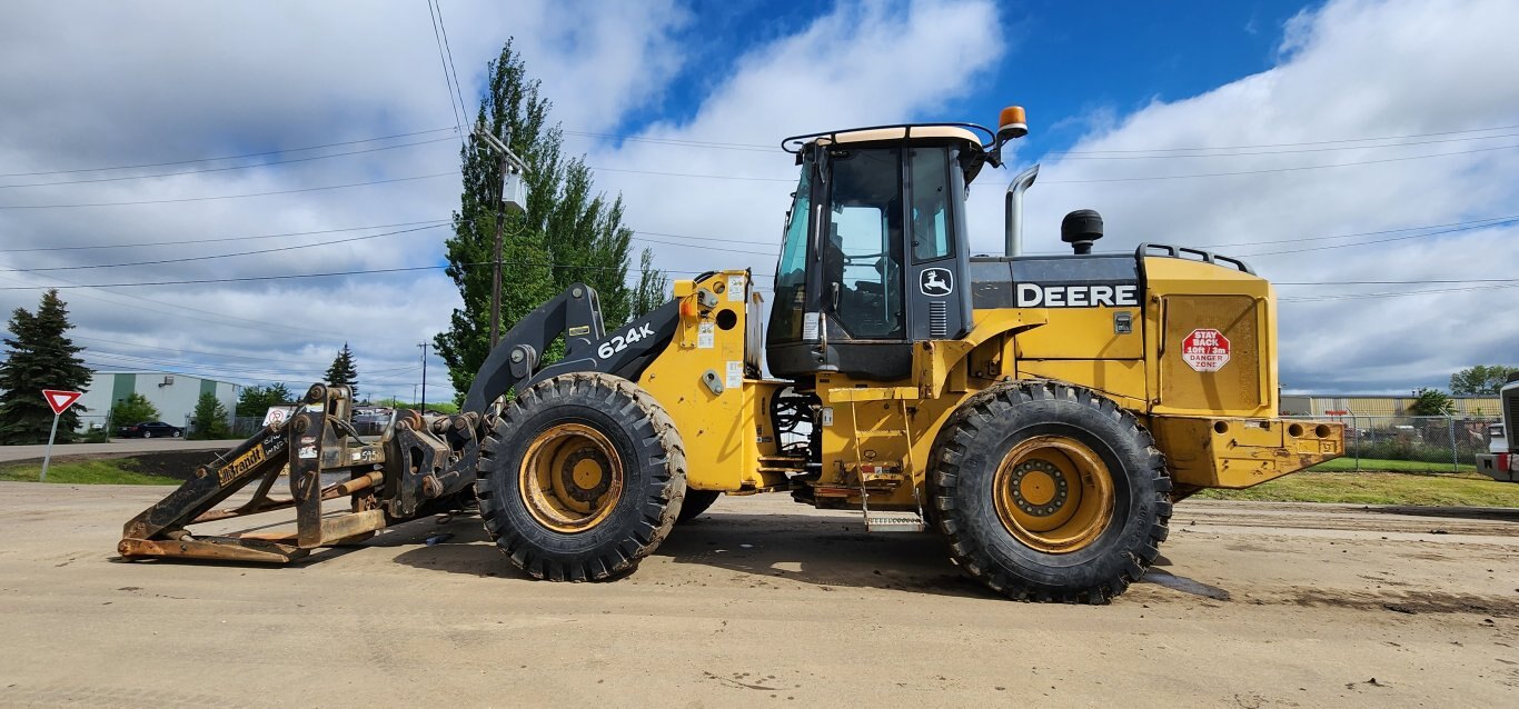 2011 John Deere 624K Wheel Loader