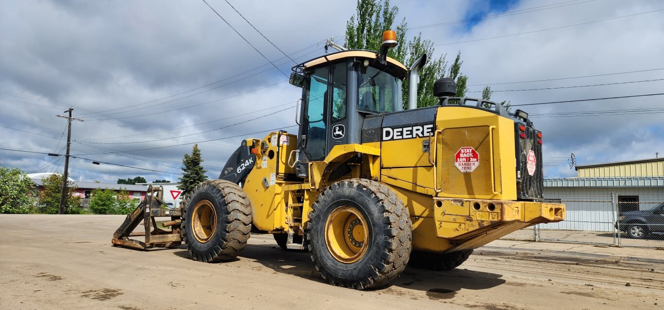 2011 John Deere 624K Wheel Loader