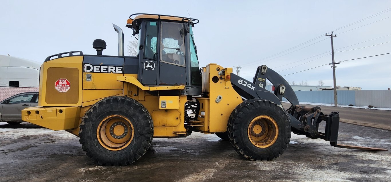 2011 John Deere 624K Wheel Loader
