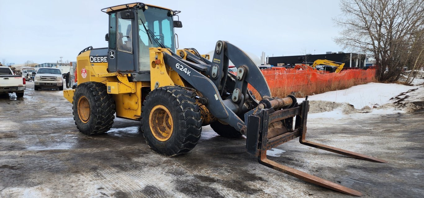 2011 John Deere 624K Wheel Loader