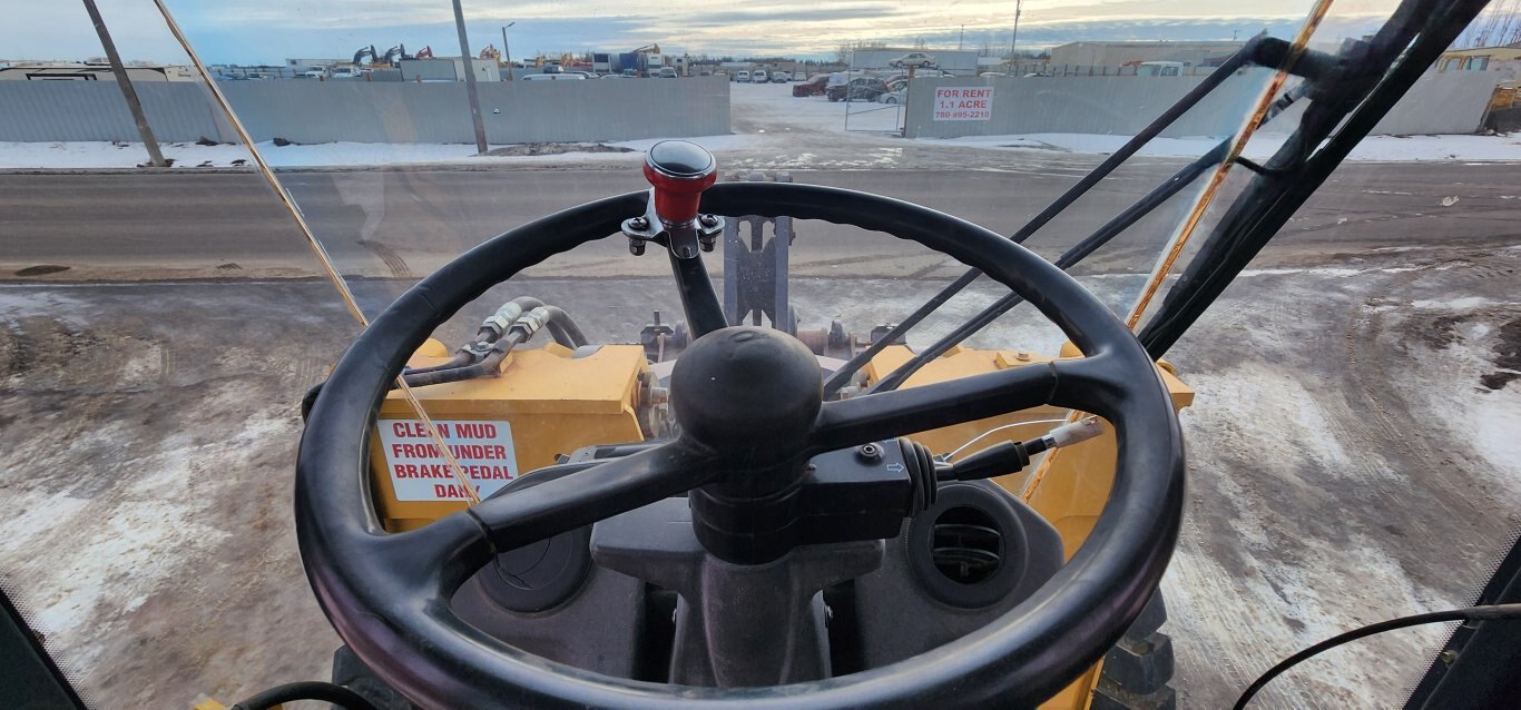 2011 John Deere 624K Wheel Loader