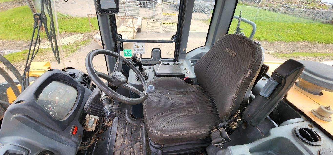 2013 Hyundai HL757TM 9 Wheel Loader