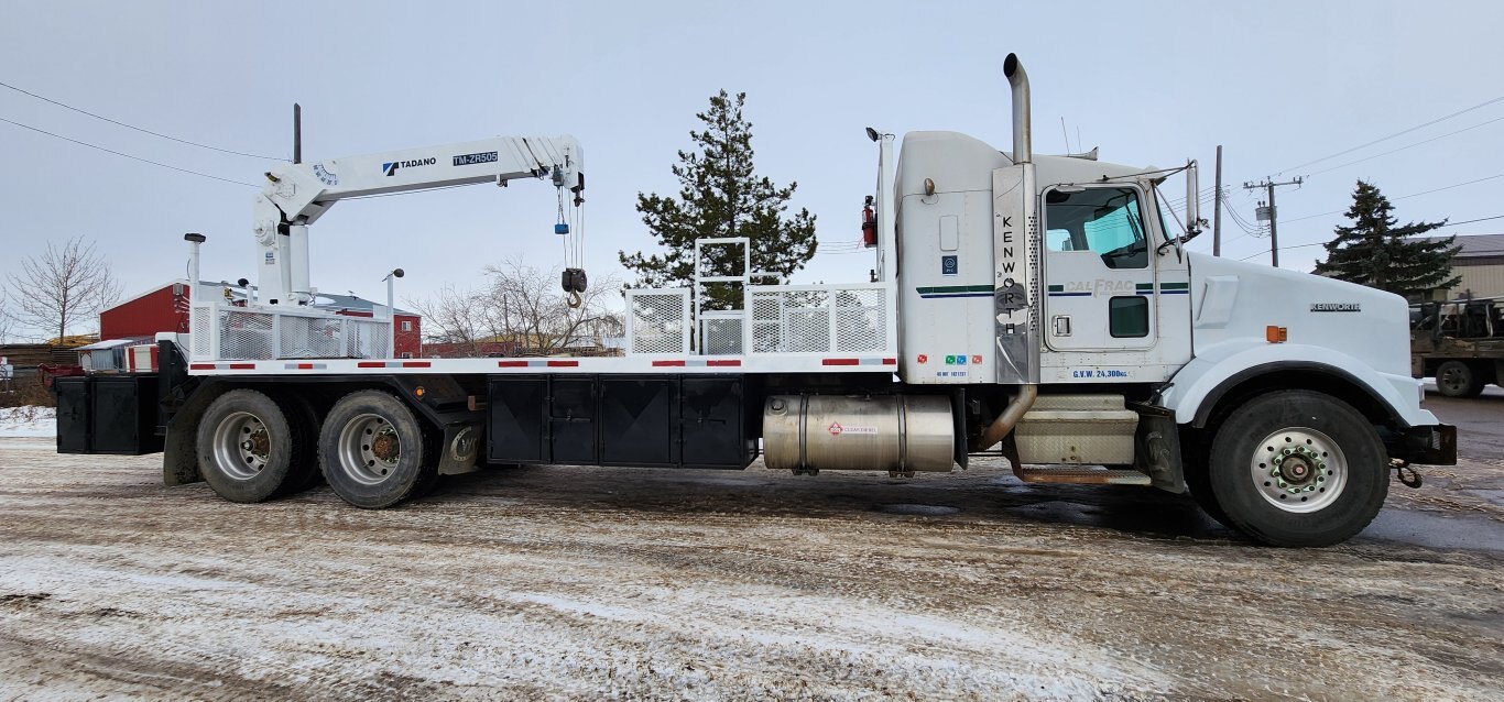 1999 Kenworth T800B T/A Sleeper Boom Truck