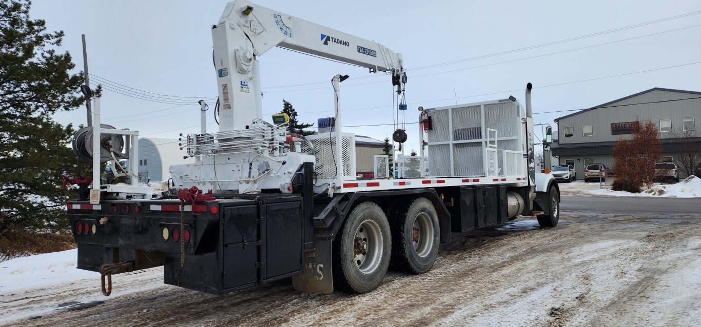 1999 Kenworth T800B T/A Sleeper Boom Truck