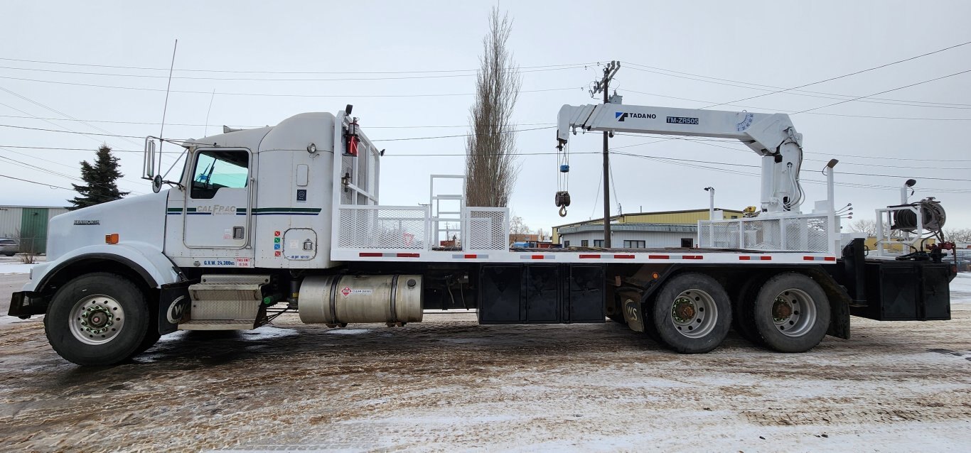 1999 Kenworth T800B T/A Sleeper Boom Truck