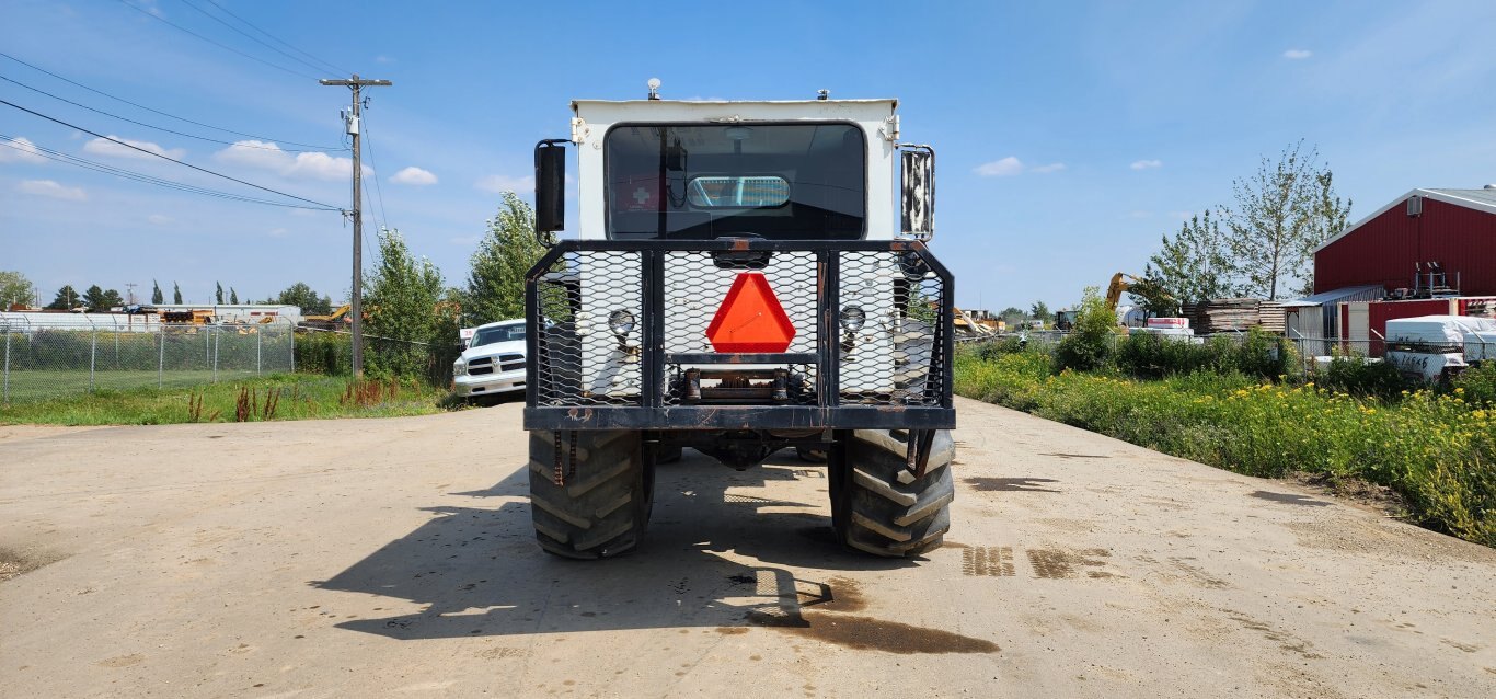 Mertz Flatbed Off Road 4x4 All Wheel Steer Truck