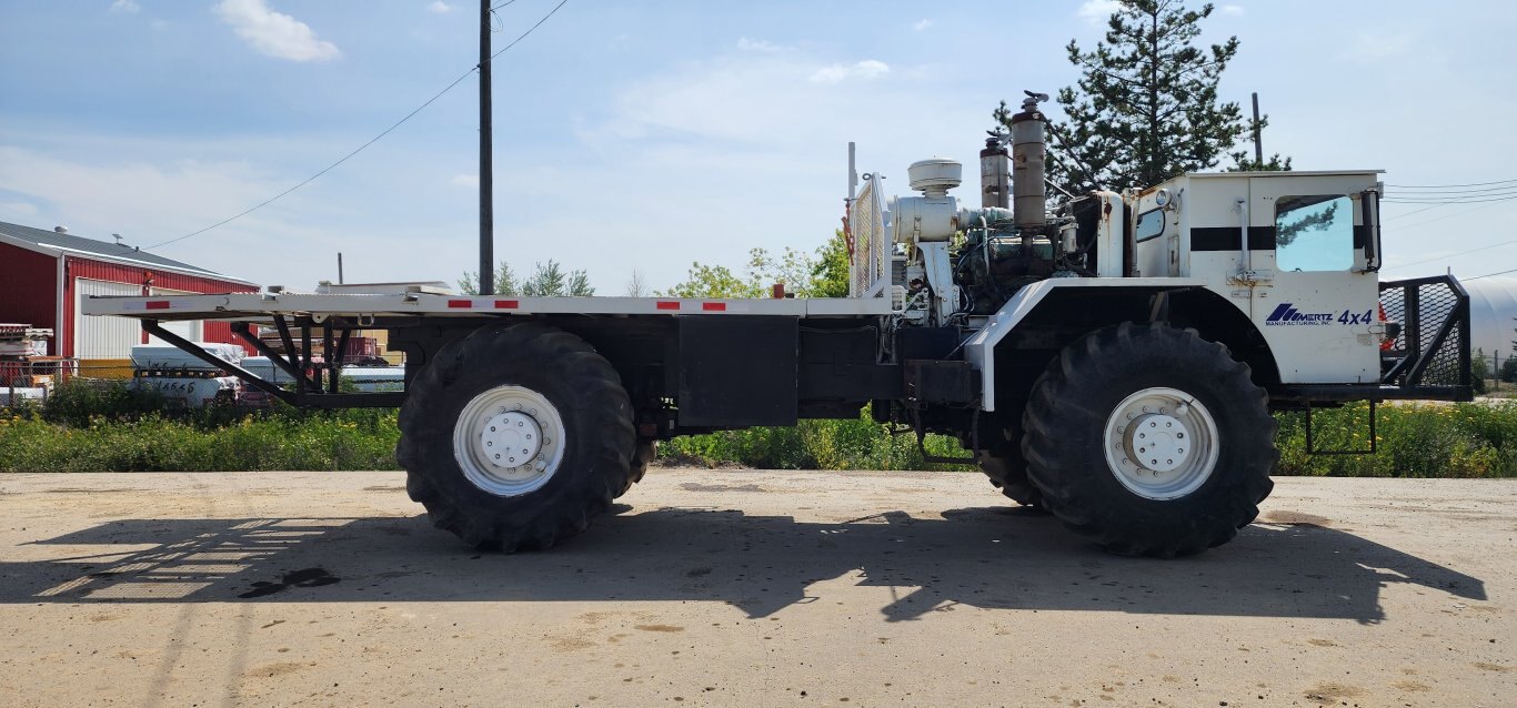 Mertz Flatbed Off Road 4x4 All Wheel Steer Truck