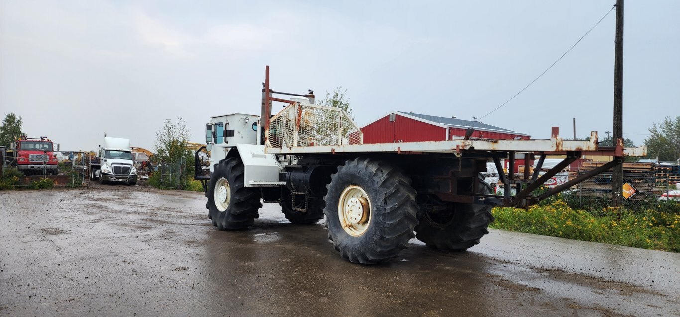 Mertz Flatbed Off Road 4x4 All Wheel Steer Truck