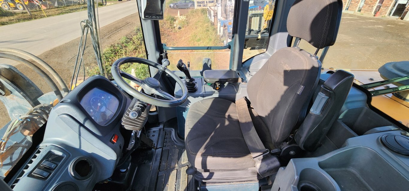 2013 Hyundai HL757TM 9 Wheel Loader