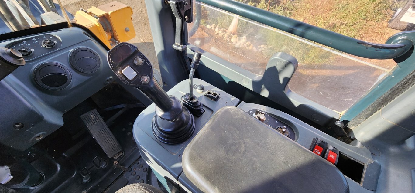 2013 Hyundai HL757TM 9 Wheel Loader