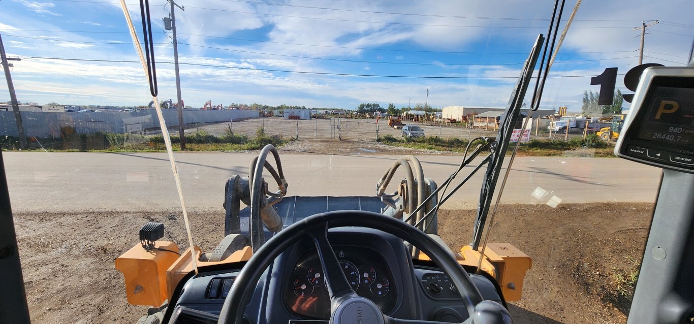 2013 Hyundai HL757TM 9 Wheel Loader