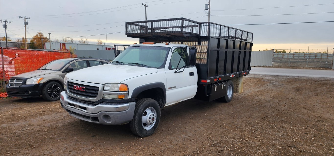 2006 GMC Sierra 3500 Landscape Truck