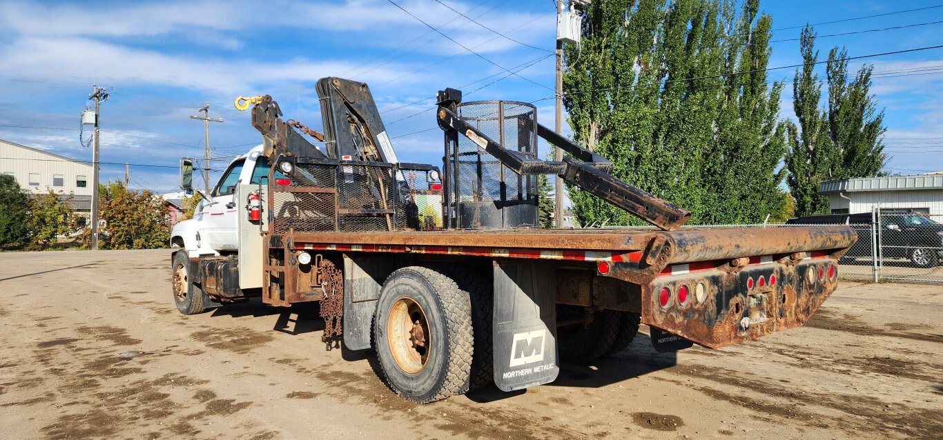 1999 GMC 7500 Boom S/A Truck w/ Hiab Picker