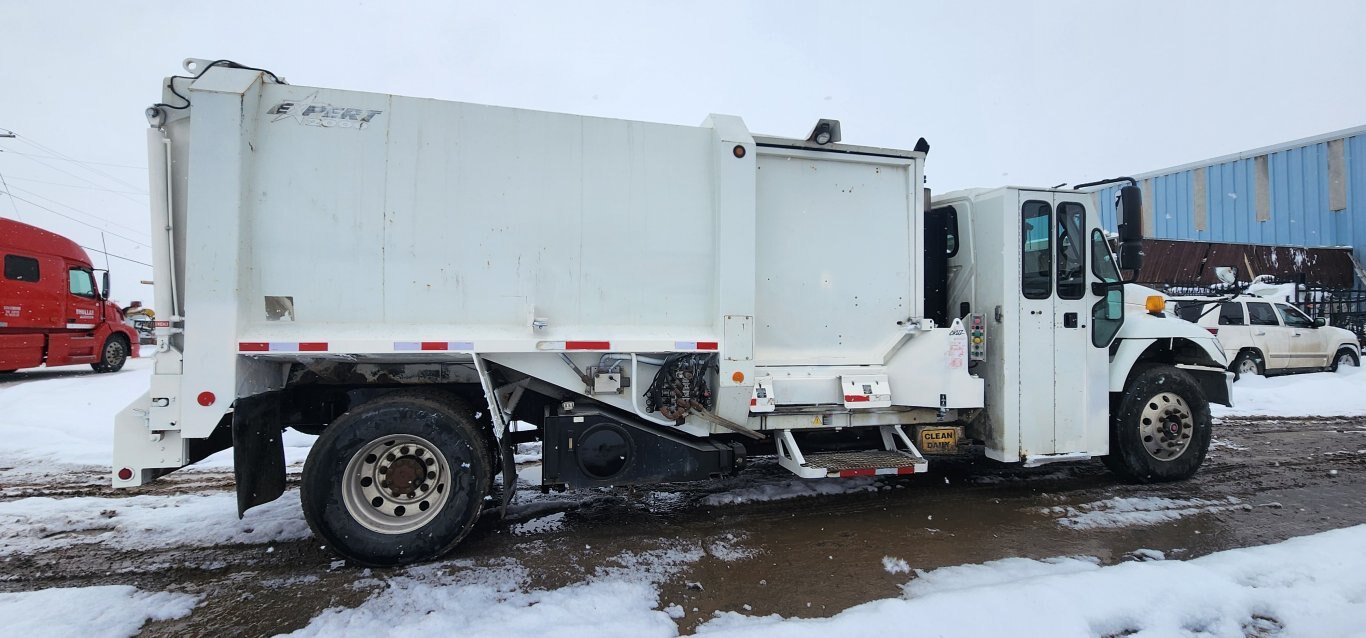 2006 International Workstar 7300 Side Loader Waste Collection Truck