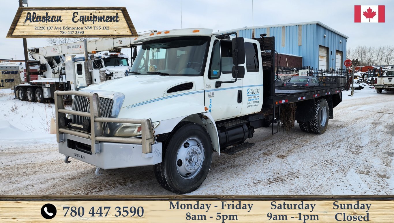 2007 International Sleeper Flatbed Truck