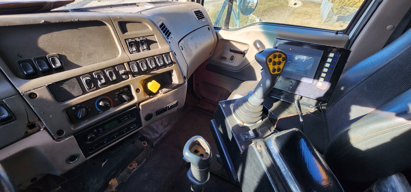 2009 Sterling L7500 T/A Plow Dump Truck