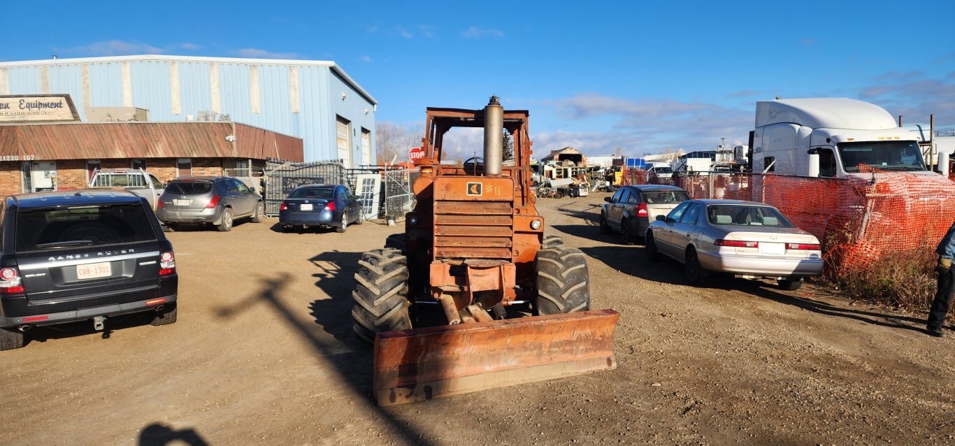 1980 Ditchwitch R100 4x4 Trencher