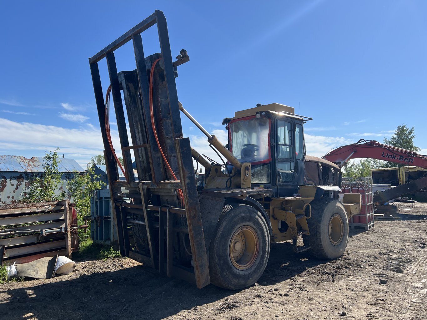 2013 CAT 938K Rough Terrain Forklift (Parts Unit)