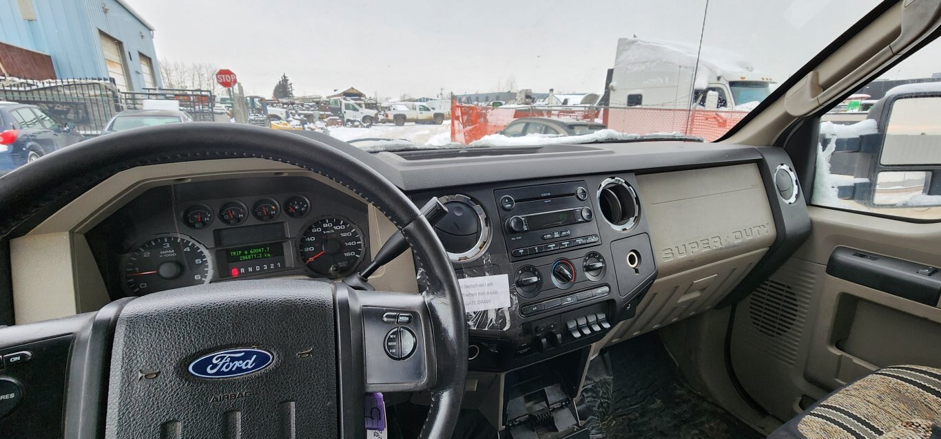 2008 Ford F 550 XLT Crew Cab Flatbed Truck