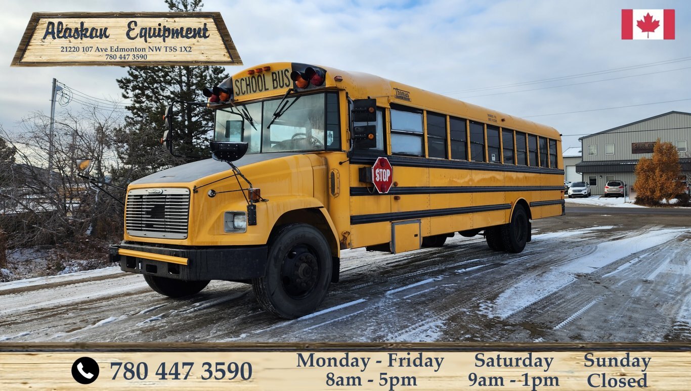 2003 Freightliner Thomas 66 Passenger Bus