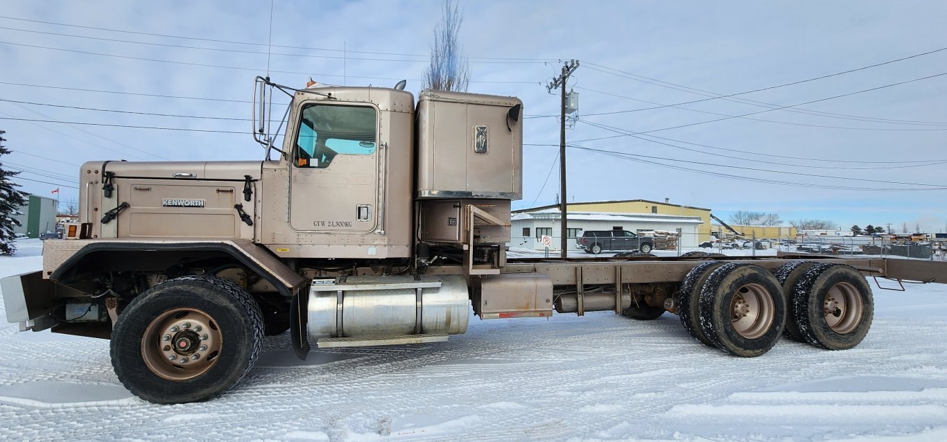 1998 Kenworth C500 T/A Cab and Chassis