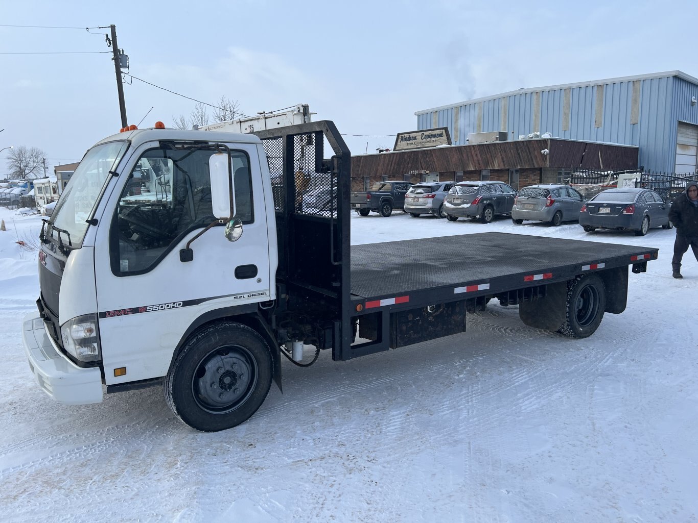 2006 GMC W5500 S/A Deck Truck