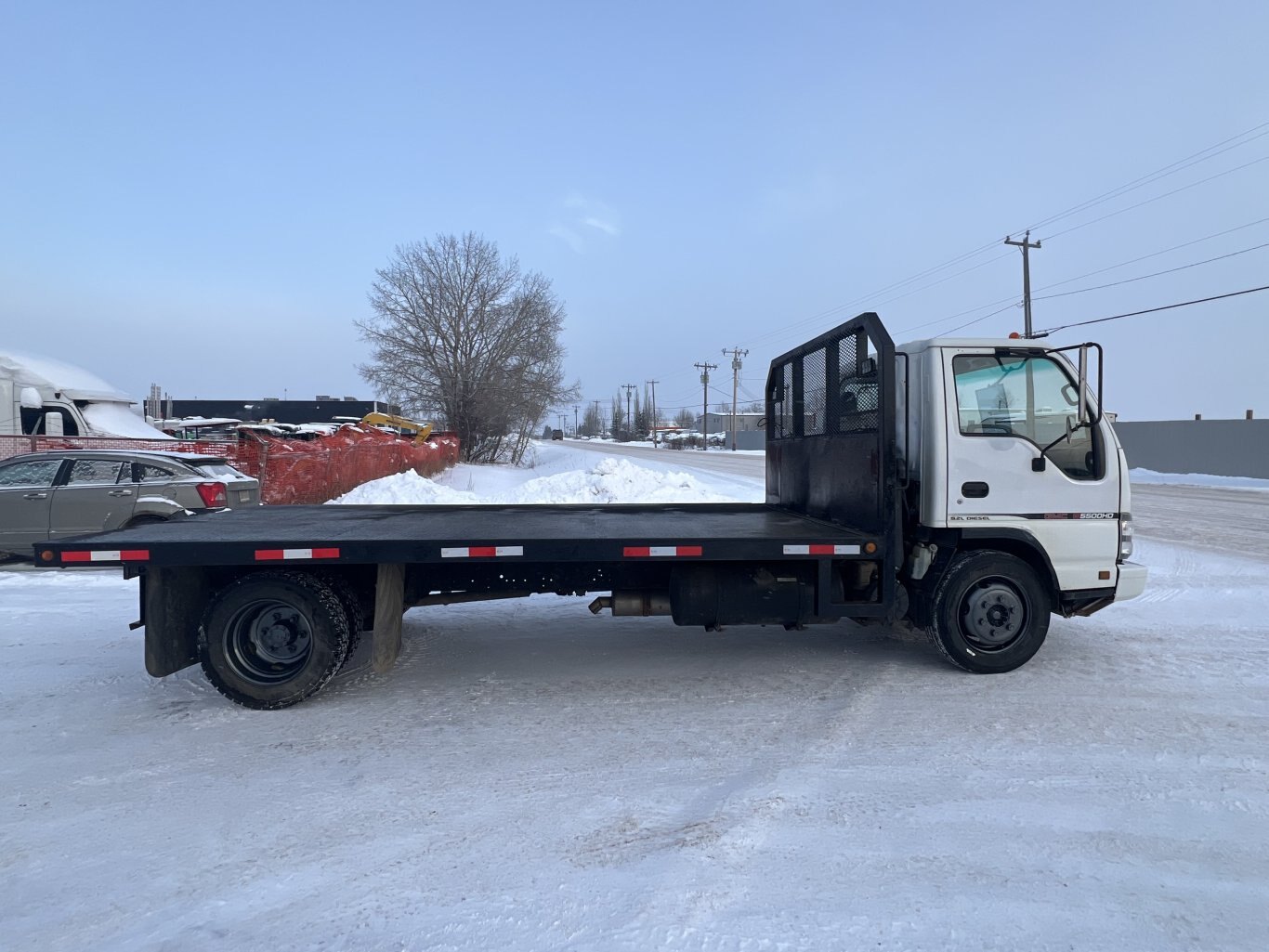 2006 GMC W5500 S/A Deck Truck