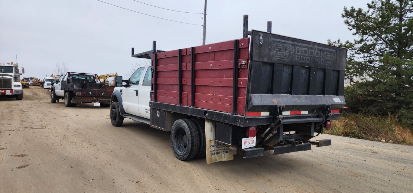 2008 Ford F 550 XLT Crew Cab Flatbed Truck