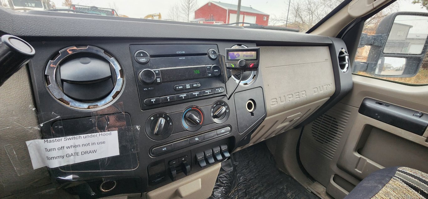 2008 Ford F 550 XLT Crew Cab Flatbed Truck