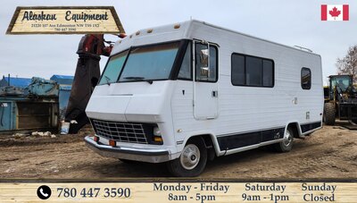 1984 Chevrolet P30 Winnebago Motor Home Office Conversion