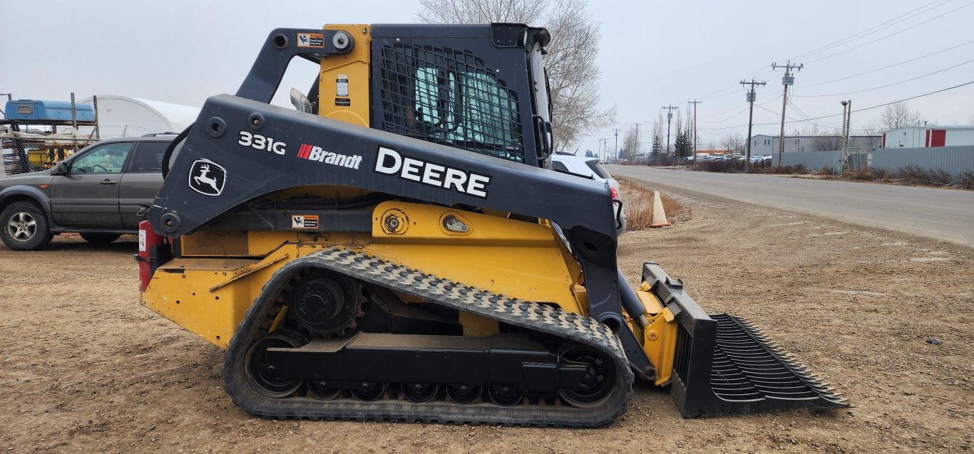 2017 John Deere 331G Skid Steer Loader