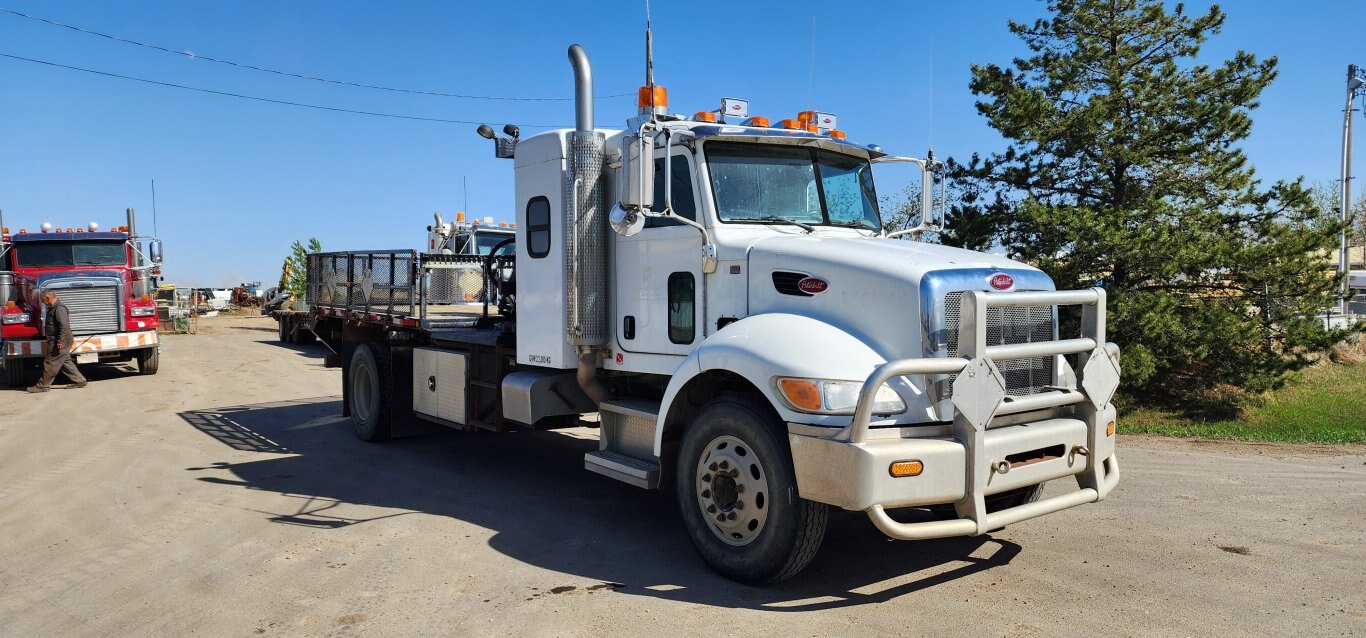 2009 Peterbilt 335 Sleeper Boom Truck S/A