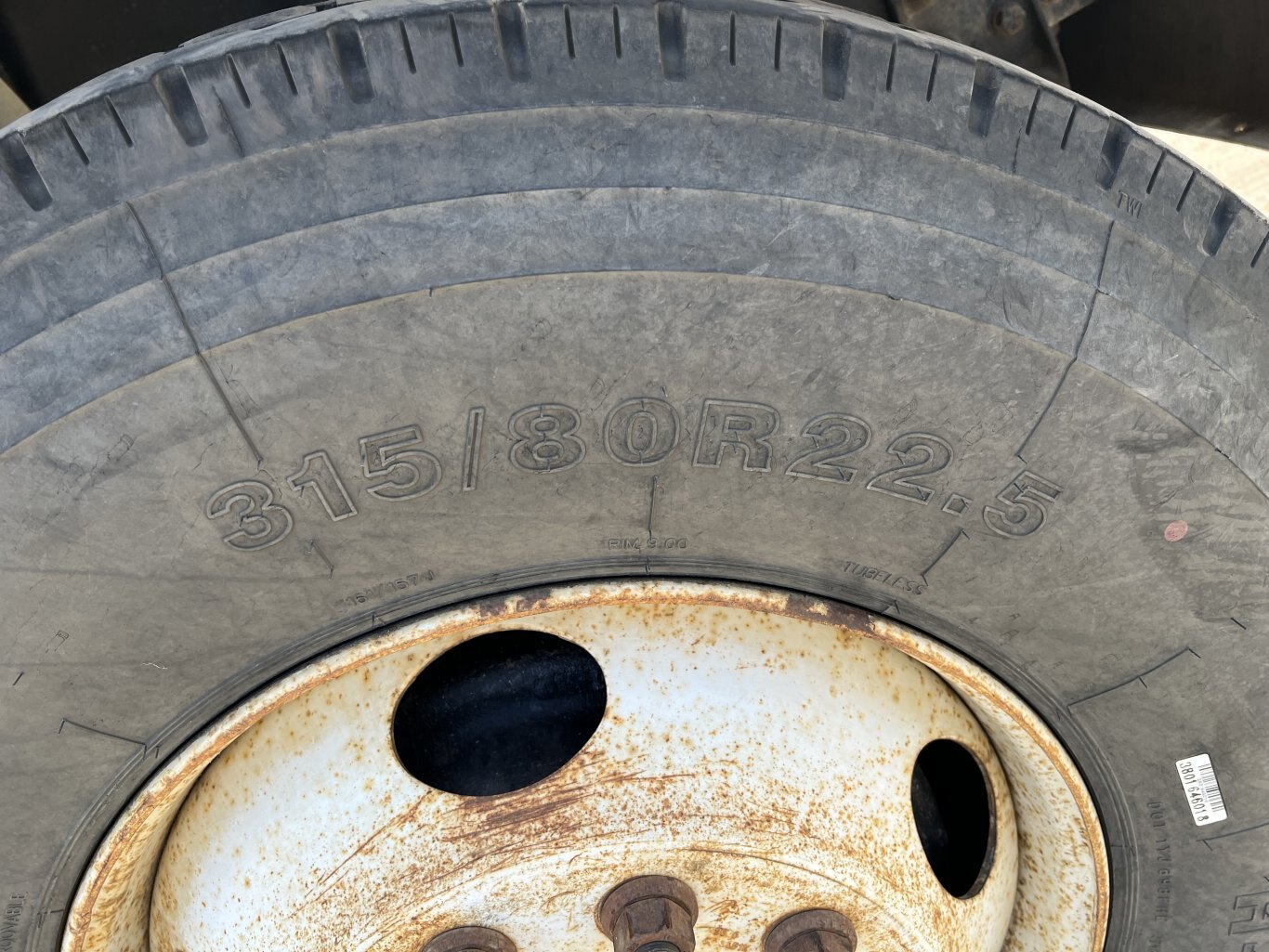 2001 International F4900 6x4 Vacuum Tanker Truck w/ 2008 Westech