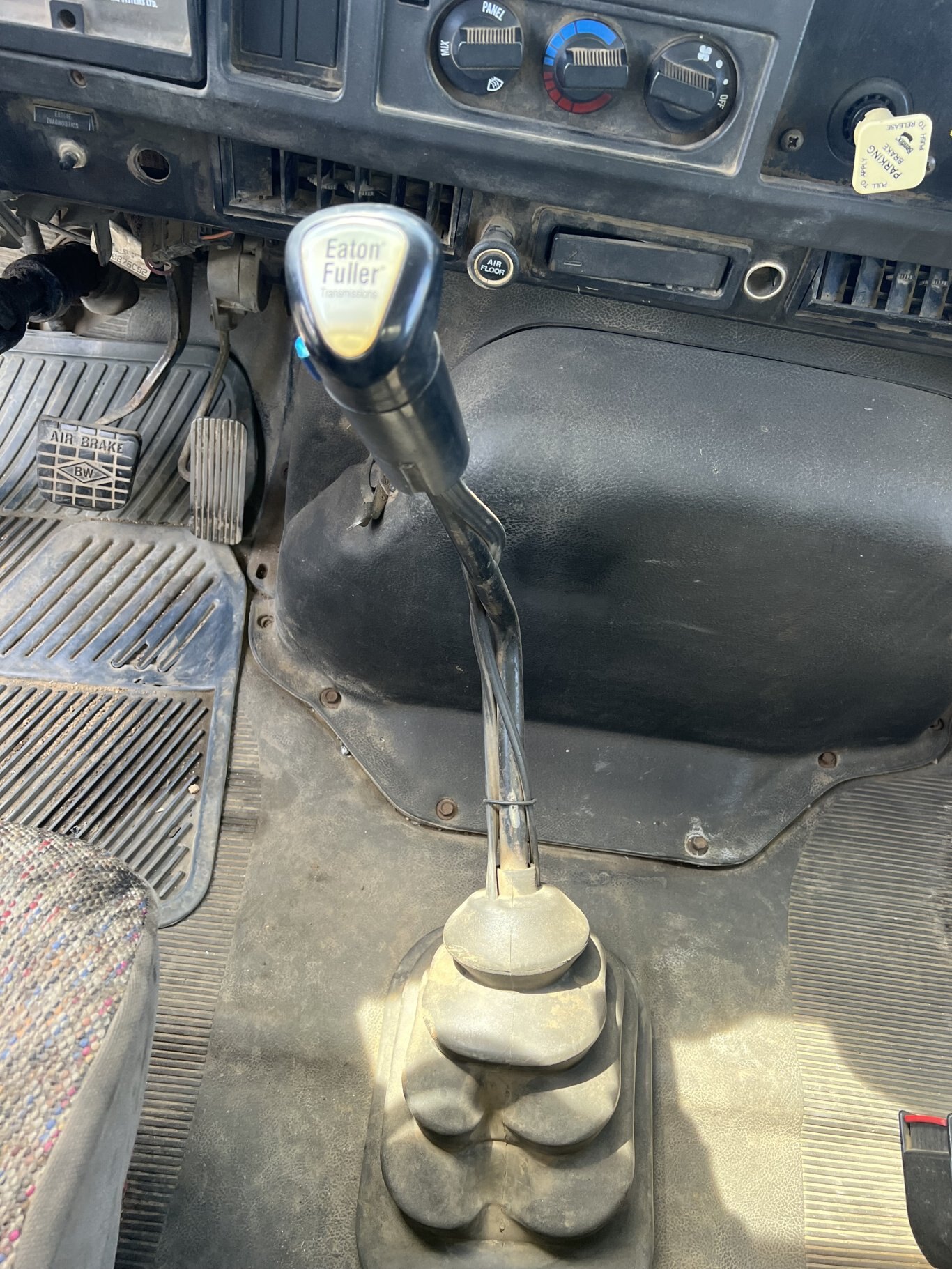 2001 International F4900 6x4 Vacuum Tanker Truck w/ 2008 Westech