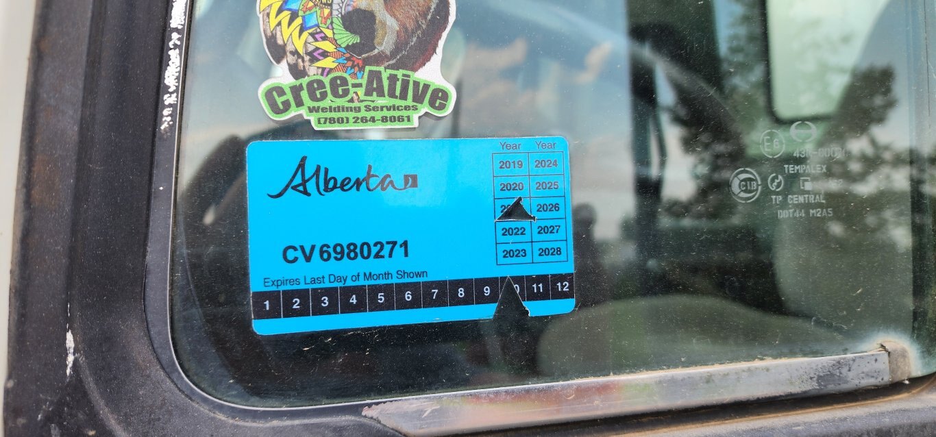 2002 Hino FB1817 S/A Cube Van