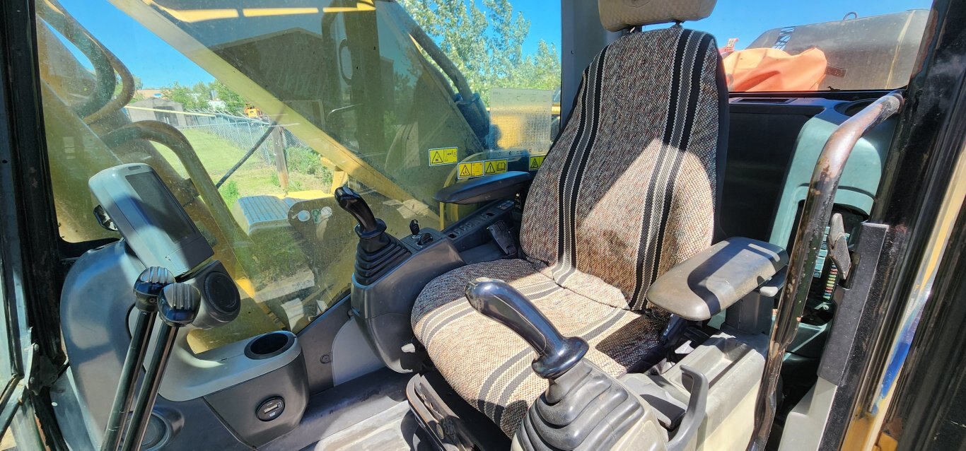 2006 Cat 330D L Tracked Excavator