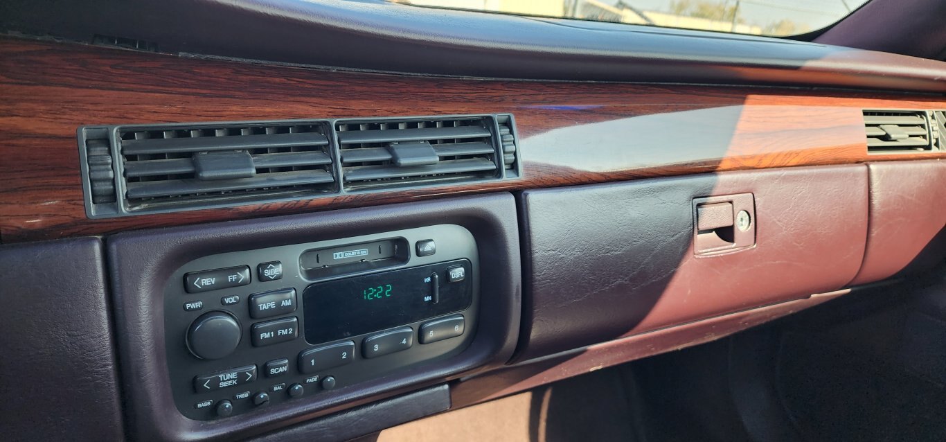 1996 Cadillac Deville Sedan