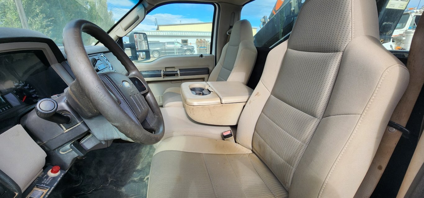 2008 Ford F550 Super Duty 4x4 Picker Deck truck