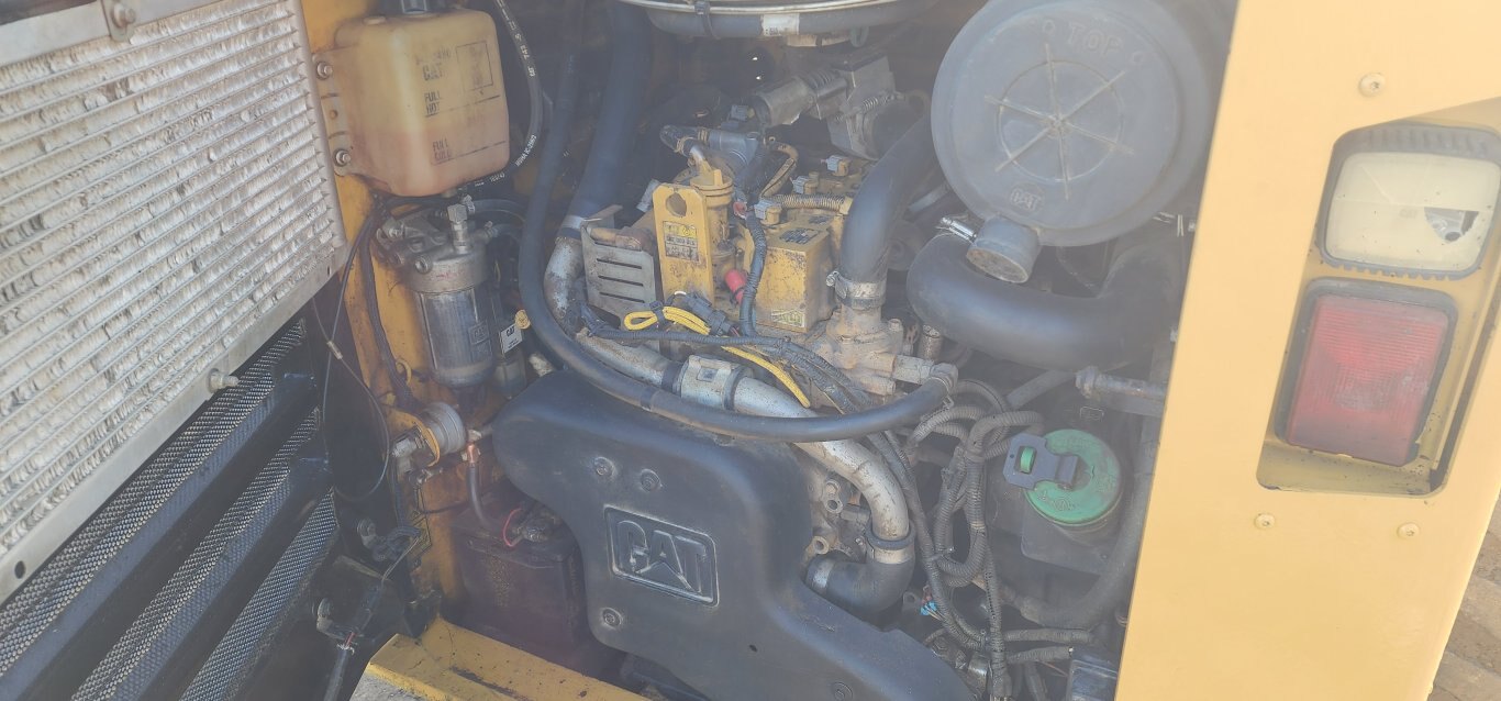 2019 CAT 262D Skid Steer