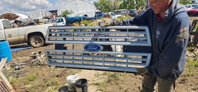 Ford Grill