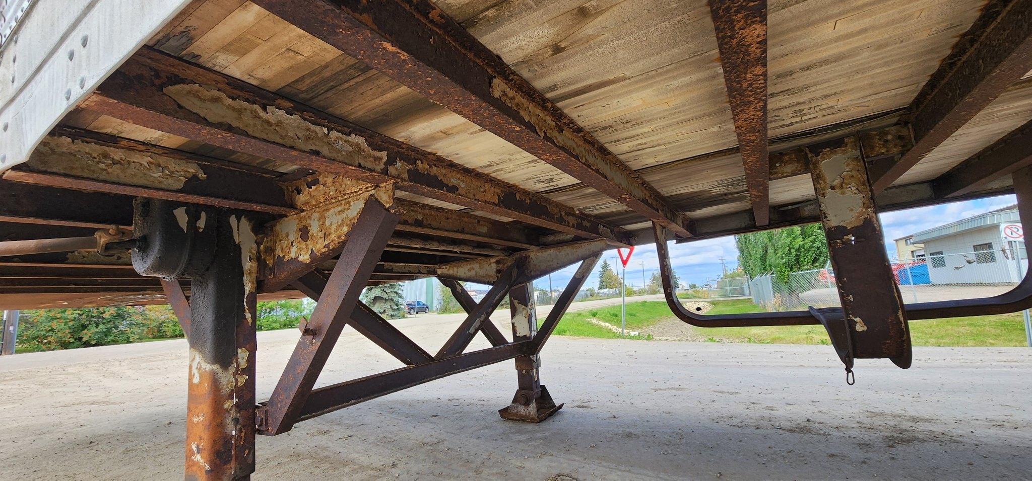 Fruehauf ~48ft Dry Van Trailer