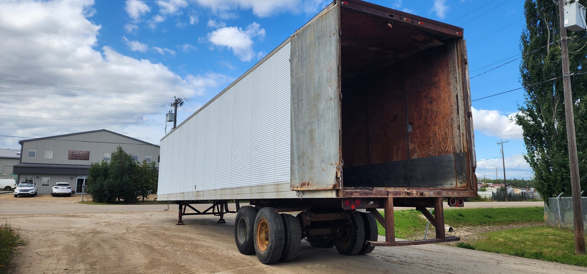 Fruehauf ~48ft Dry Van Trailer