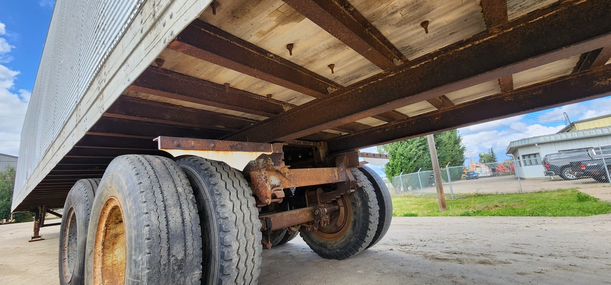 Fruehauf ~48ft Dry Van Trailer