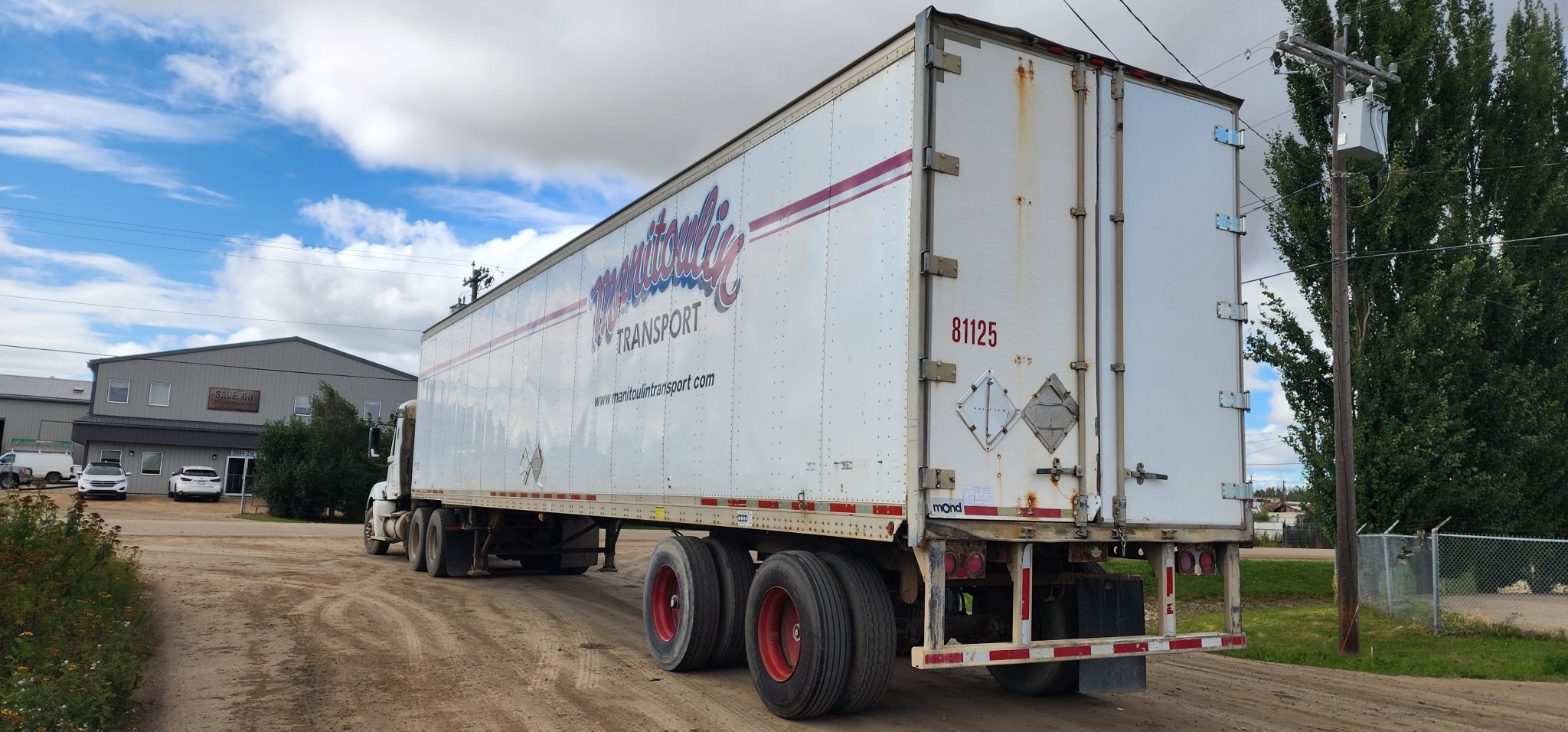 1998 Mond T/A 48ft Dry van trailer