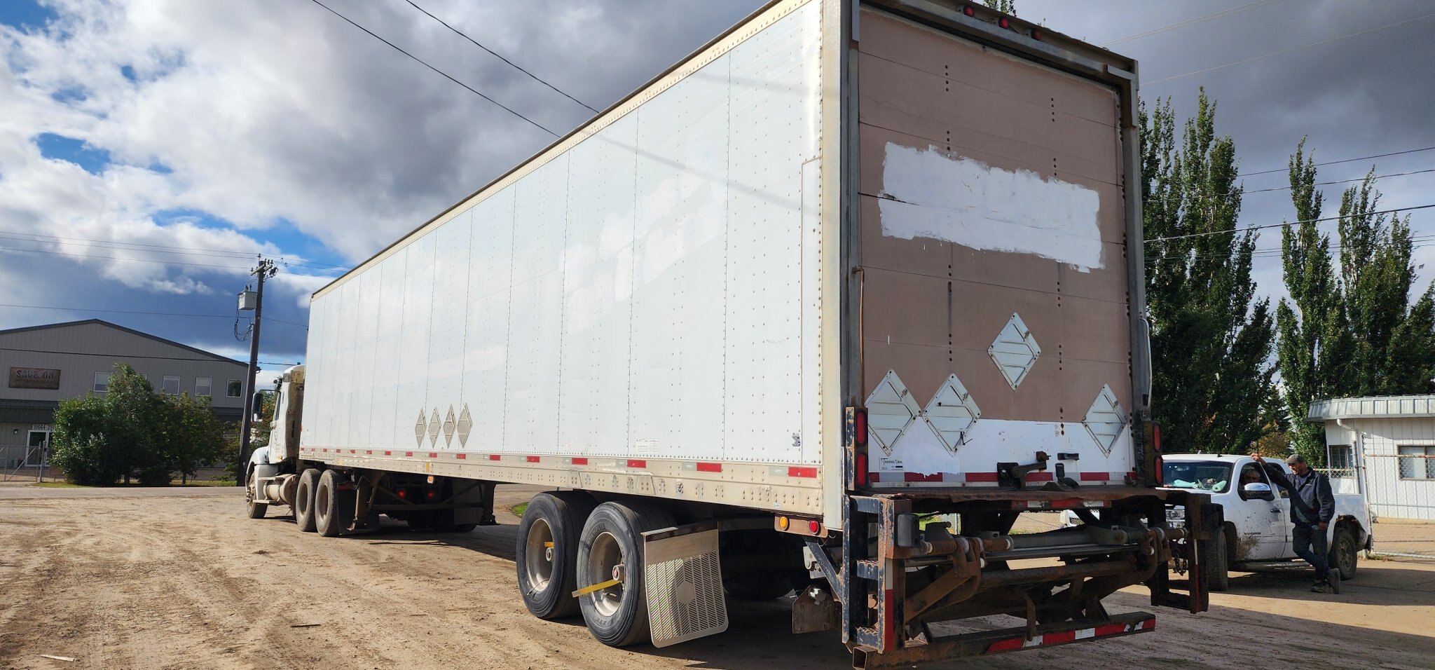 2005 Trailmobile T/A 48ft Dry Van Trailer