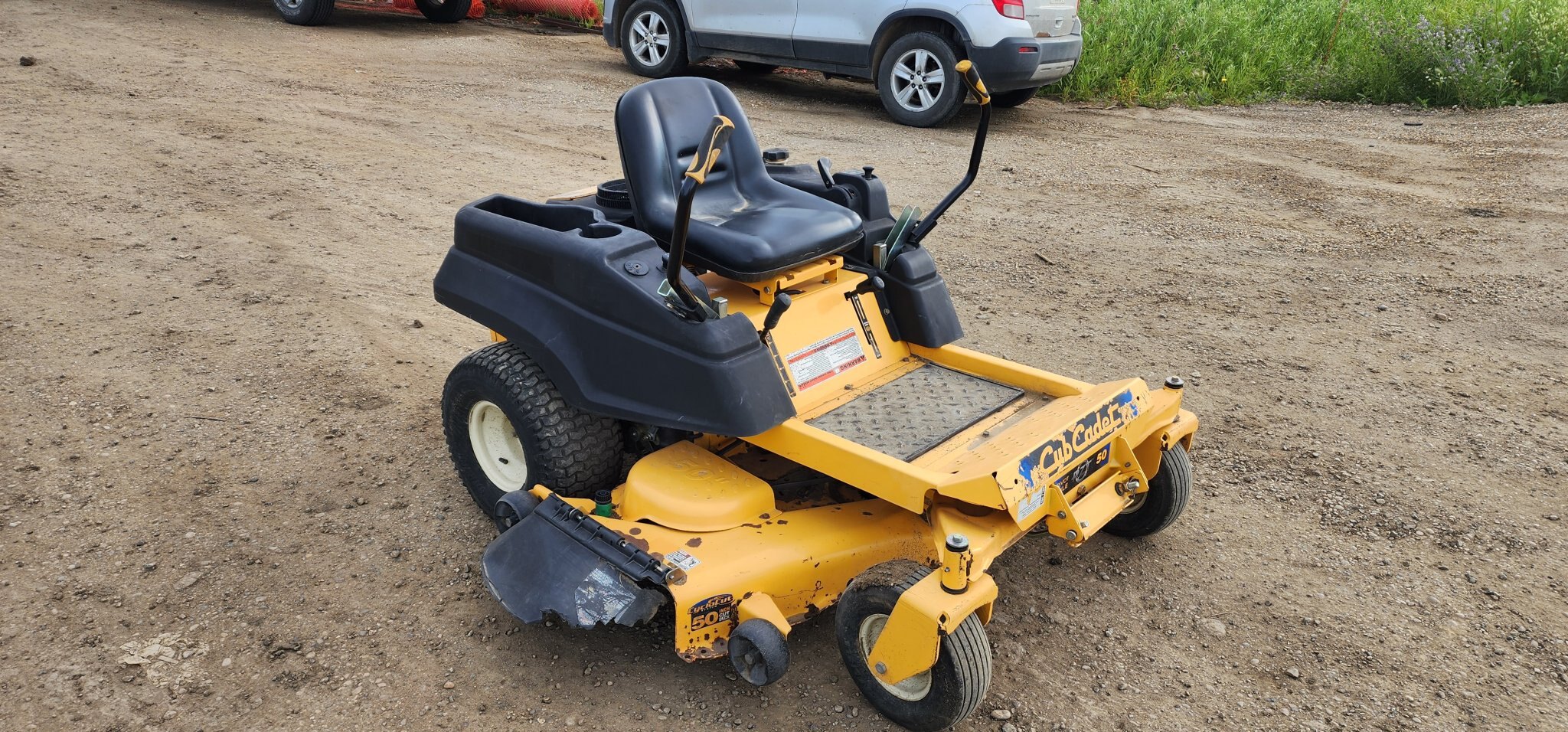 Club Cadet RZT 50 Riding Lawn Mower