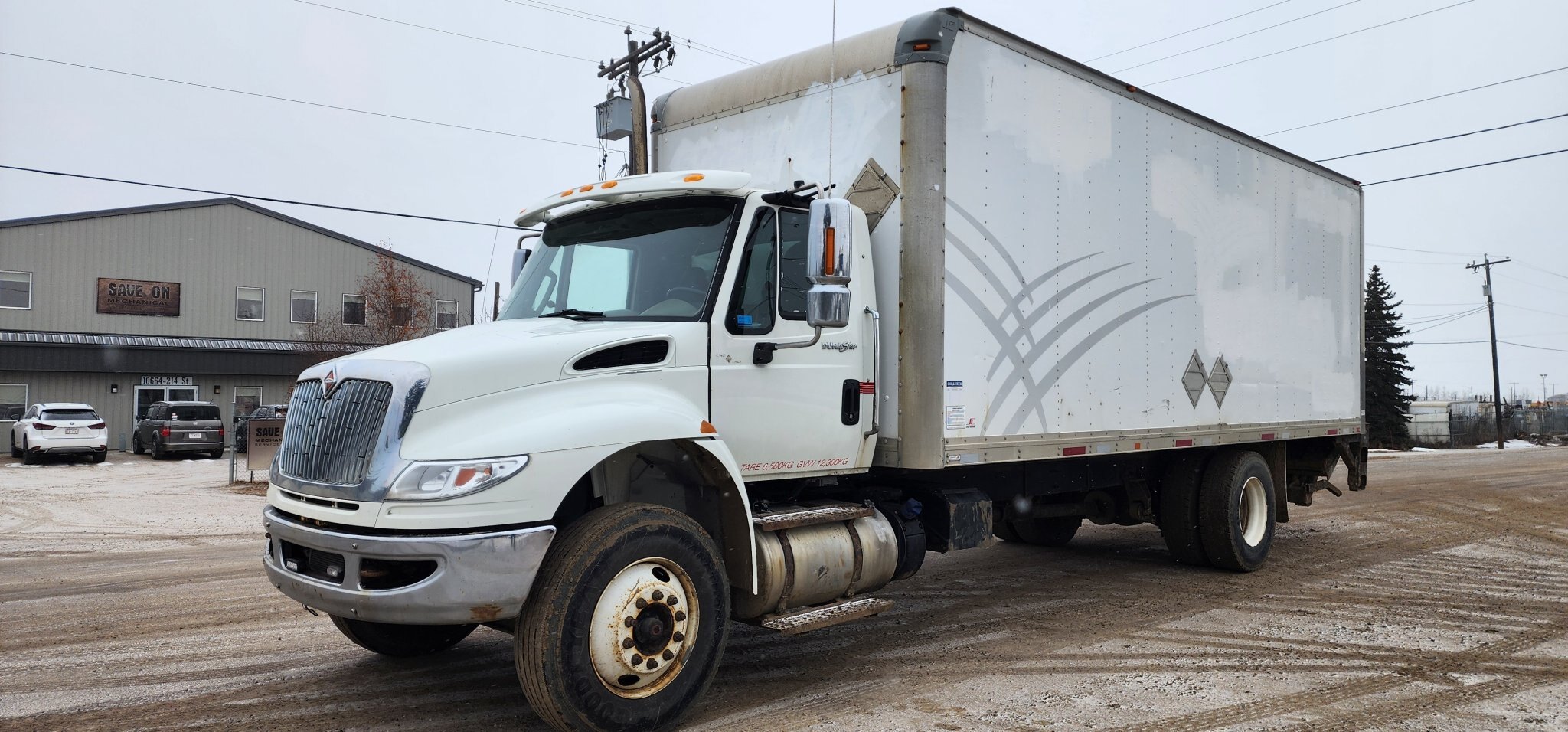 2015 International DuraStar 4300 S/A Van Body Truck