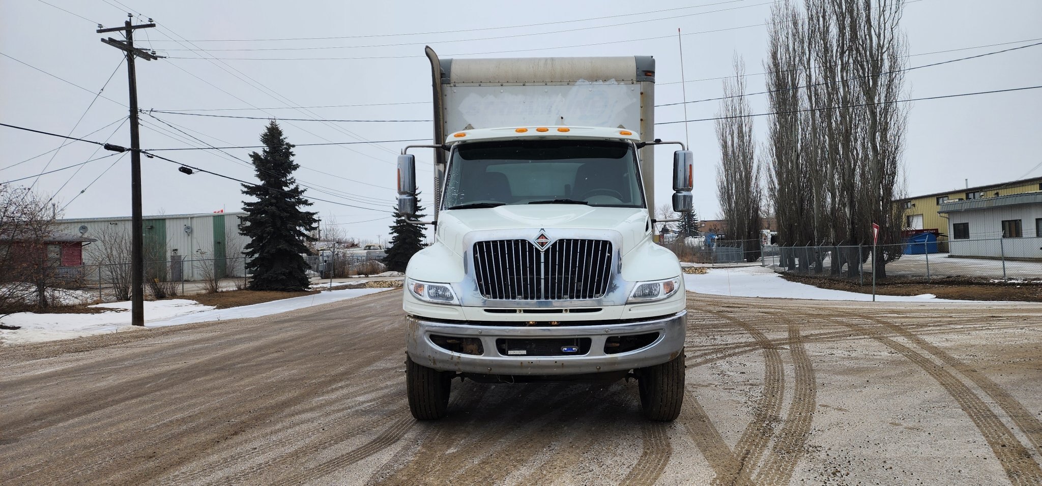 2015 International DuraStar 4300 S/A Van Body Truck